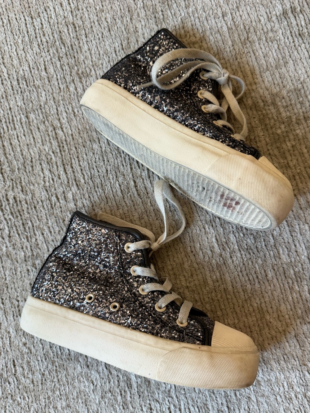 Primark Girls Silver Glitter High Top Sneakers Size 2